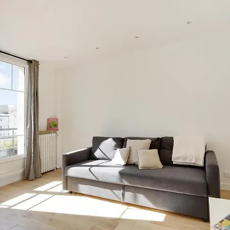 Apartament Chanzy Xi *