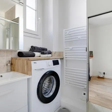 Apartament Chanzy Xi Paryż