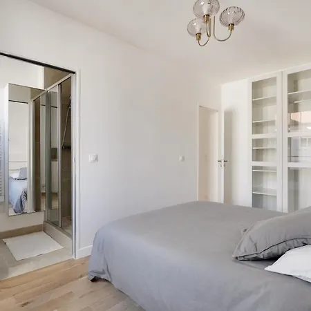 Apartament Chanzy Xi *